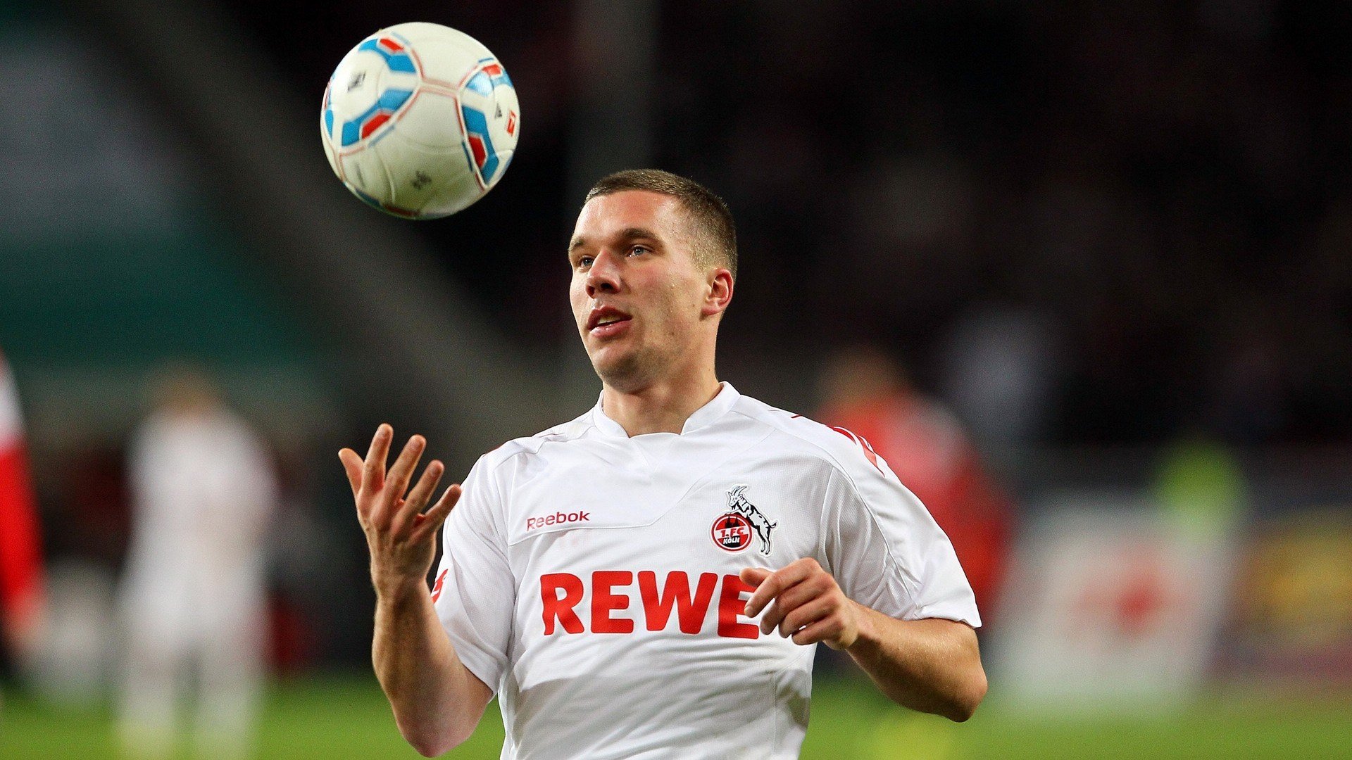 亚洲杯中国足球战平 球迷鼓励继续前行，亚洲杯足球中国队赛程表